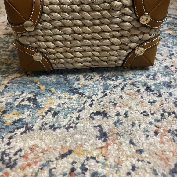 EUC Michael Kors Wicker Purse Handbag Crossbody Embroidered Oranges - Picture 7 of 14